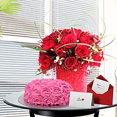 Arrangement of Red Roses with Rosy Cake