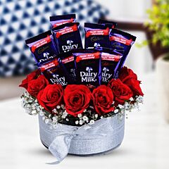 Red Roses & 10 Cadbury Dairy Milk Chocolate 